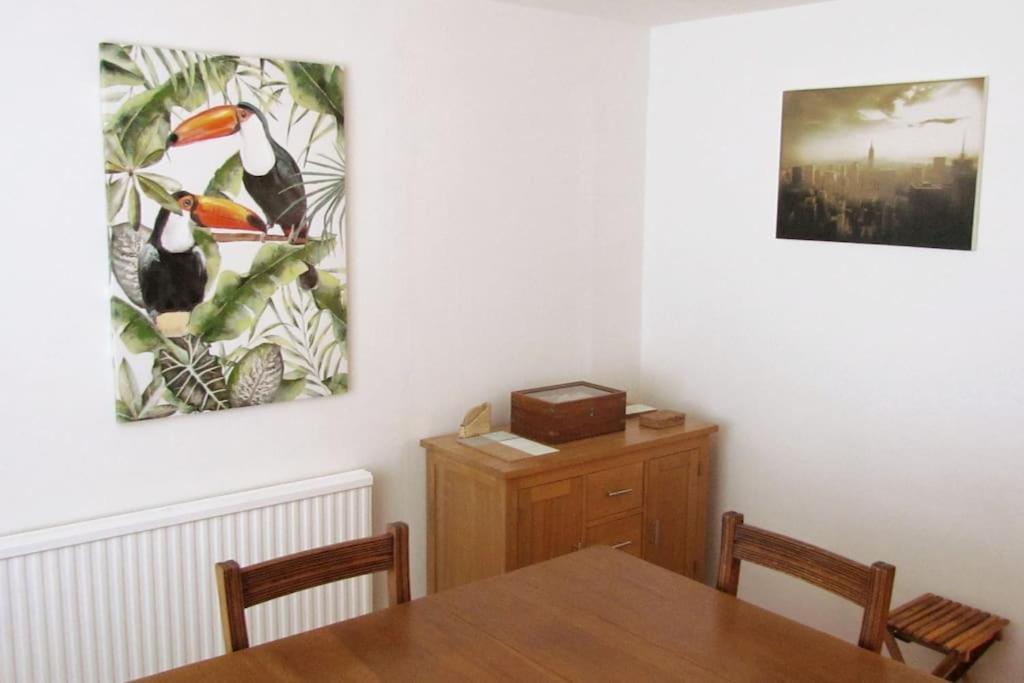 Welcoming Cottage In Chichester Near City Centre Exterior foto